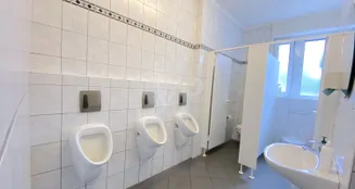 von_poll_real_estate_property_25202023_image_9