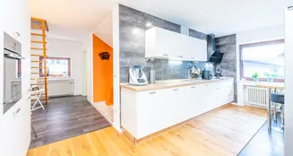 von_poll_real_estate_property_25202030_image_13