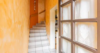 von_poll_real_estate_property_25202030_image_3