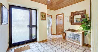 von_poll_real_estate_property_25202029_image_18