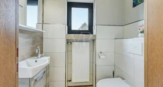 von_poll_real_estate_property_25202029_image_3