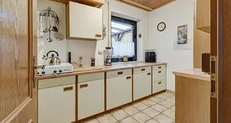 von_poll_real_estate_property_25202029_image_20