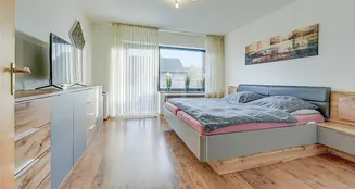 von_poll_real_estate_property_25202029_image_16