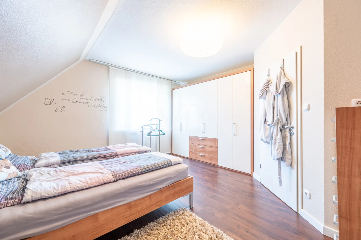 Wohnung 3 DG Schlafzimmer