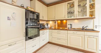 von_poll_real_estate_property_25202032_image_10