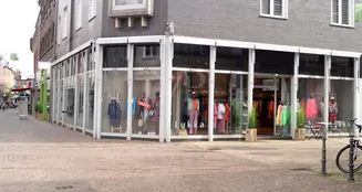 von_poll_real_estate_property_26202010_image_9