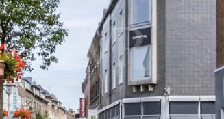 von_poll_real_estate_property_26202010_image_10