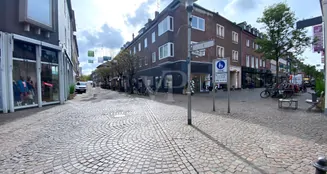 von_poll_real_estate_property_26202010_image_10