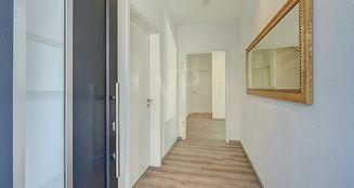 von_poll_real_estate_property_25202003_image_3