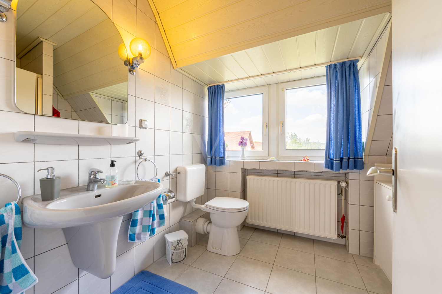 Badezimmer DG 2. Haushälfte