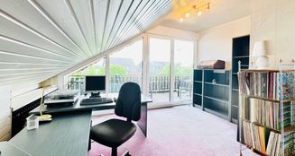 von_poll_real_estate_property_25202008_image_16