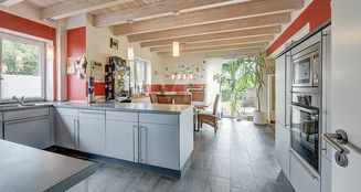 von_poll_real_estate_property_25202019_image_3