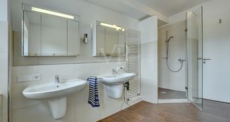 von_poll_real_estate_property_25202019_image_9