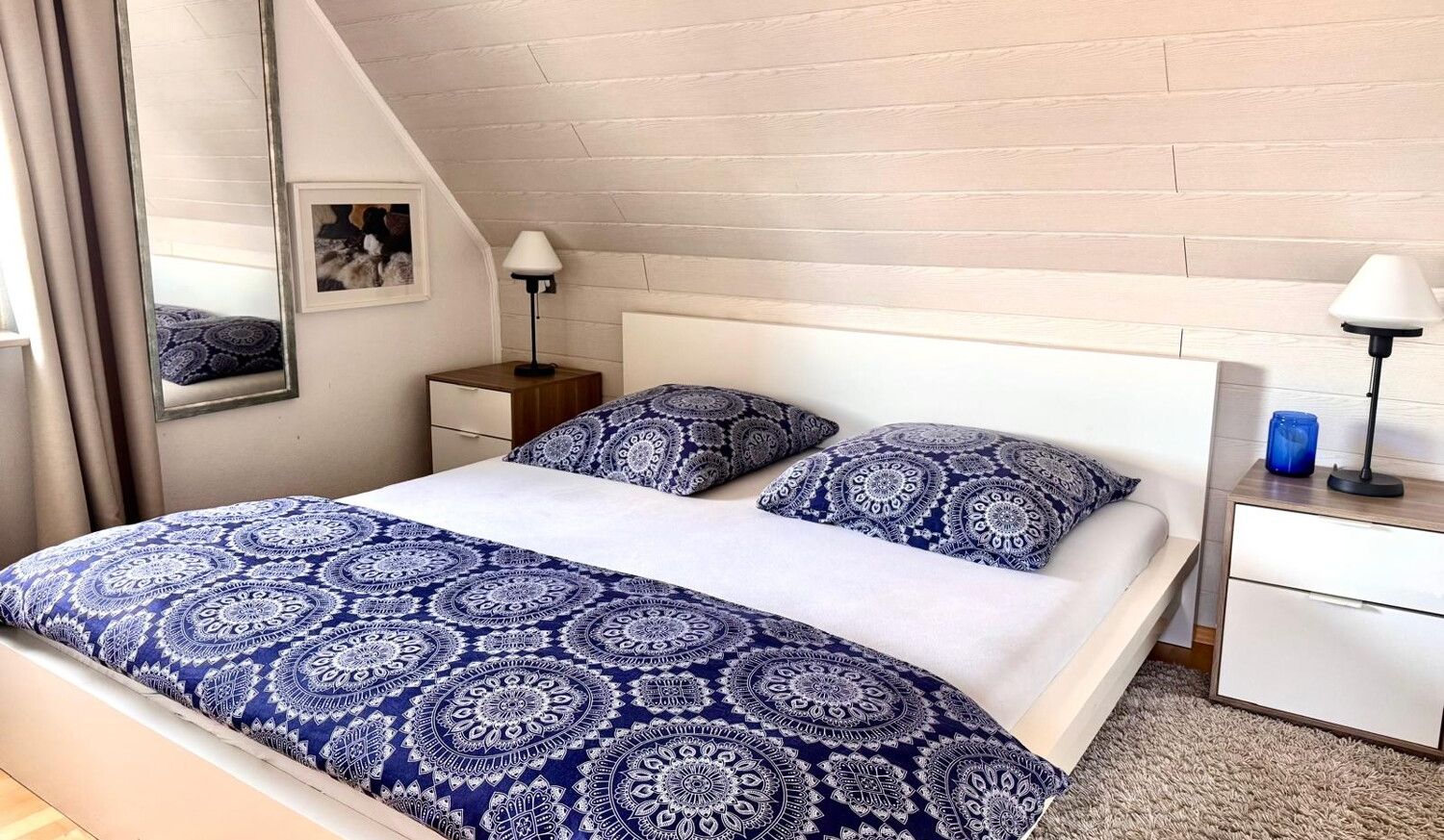 Schlafzimmer DG