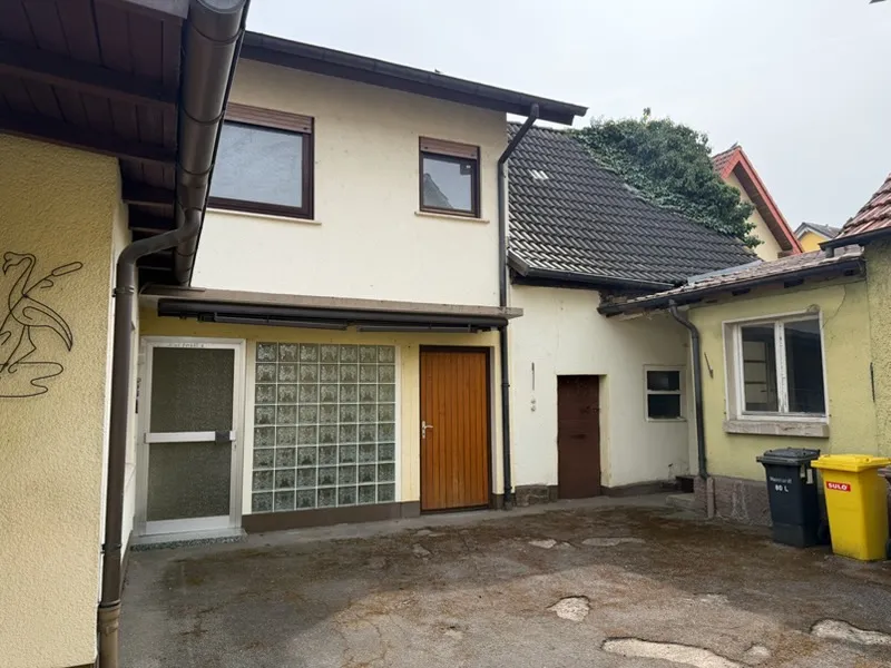 großer Innenhof