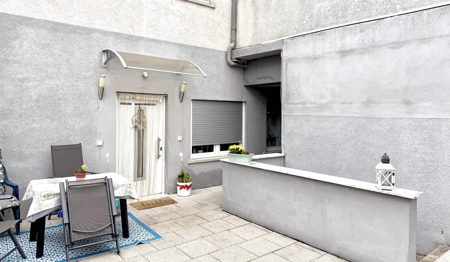 Eingang zu den beiden Maisonette Wohnungen