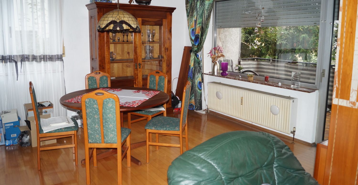 Essbereich mit Zugang Balkon
