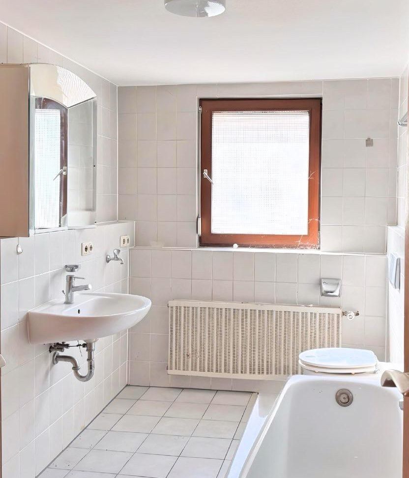 Freie Wohnung 1. OG