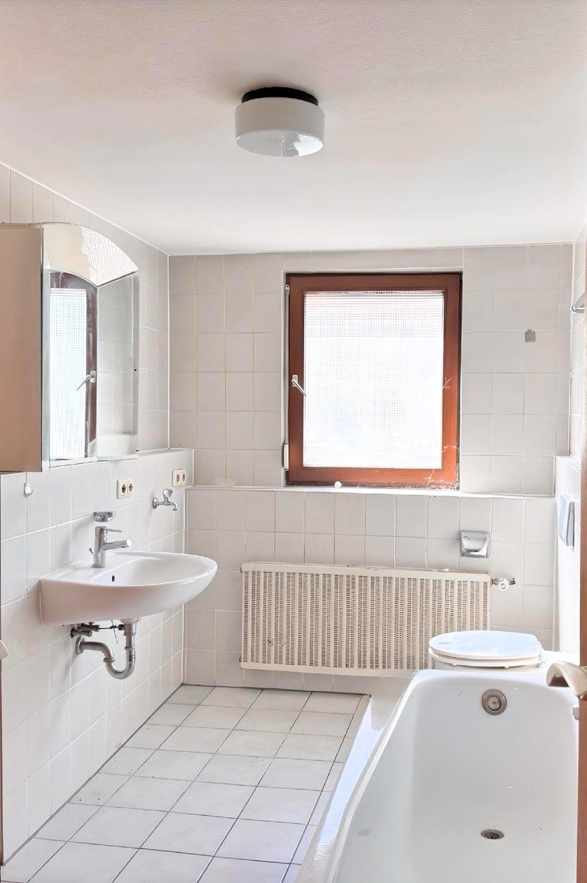 Freie Wohnung 1. OG