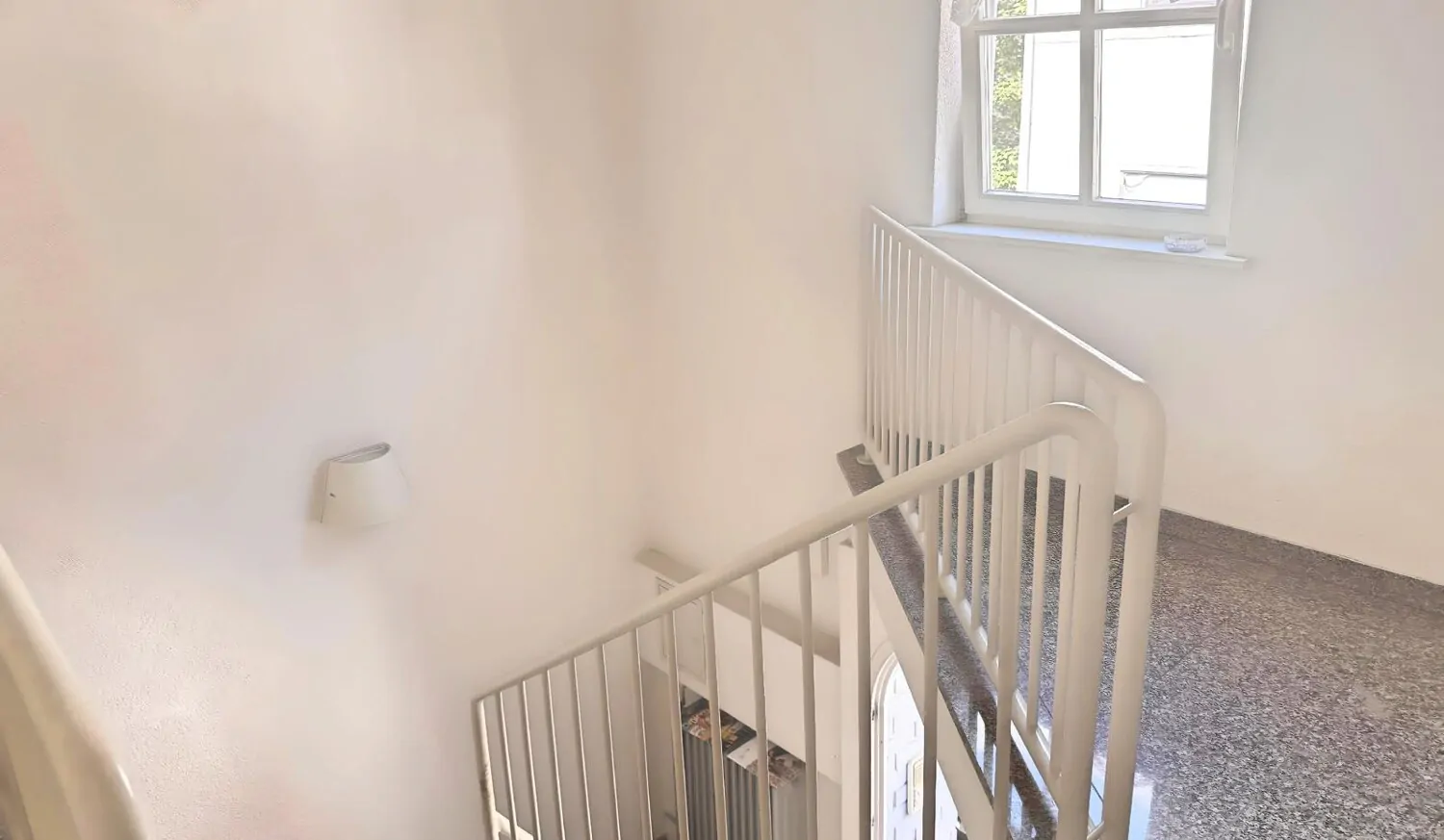 Treppenhaus Merhfamilienhaus-09-06 at 13.21.23(3)