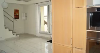 von_poll_real_estate_property_25223009_image_3