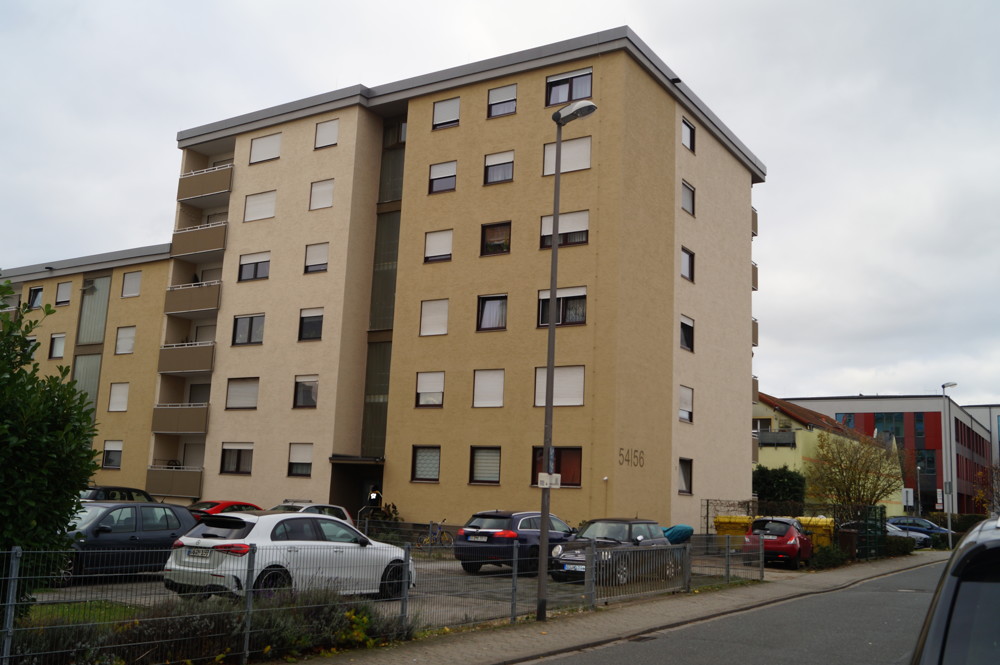 Apartment in gewachsener Wohnlage mit Balkon und PKW - Stellplatz