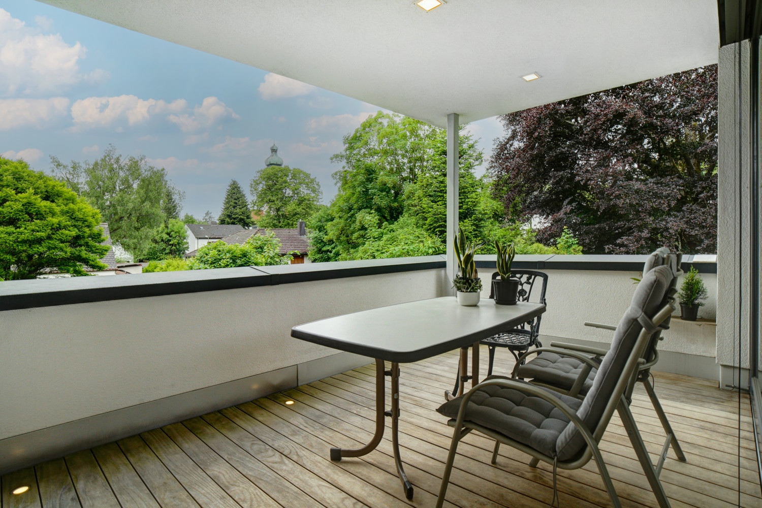Balkon (Süd-West-Ausrichtung)
