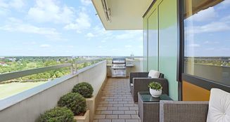 von_poll_real_estate_property_25036027_image_1