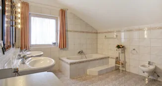 von_poll_real_estate_property_25036036_image_15