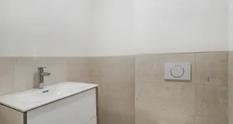 von_poll_real_estate_property_25036047_image_5