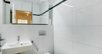 von_poll_real_estate_property_25036031_image_12