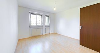 von_poll_real_estate_property_25036035_image_2
