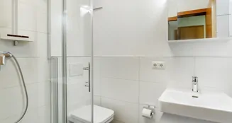 von_poll_real_estate_property_25036038_image_8