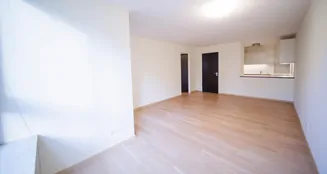 von_poll_real_estate_property_25036046_image_2