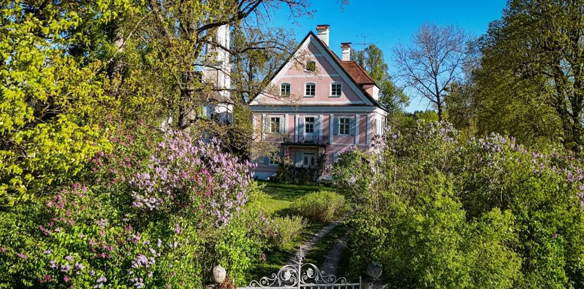 von Poll Immobilien GmbH