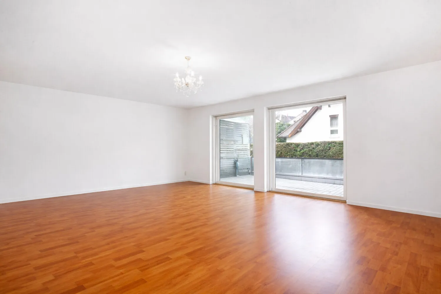 Wohnzimmer ohne Möbel