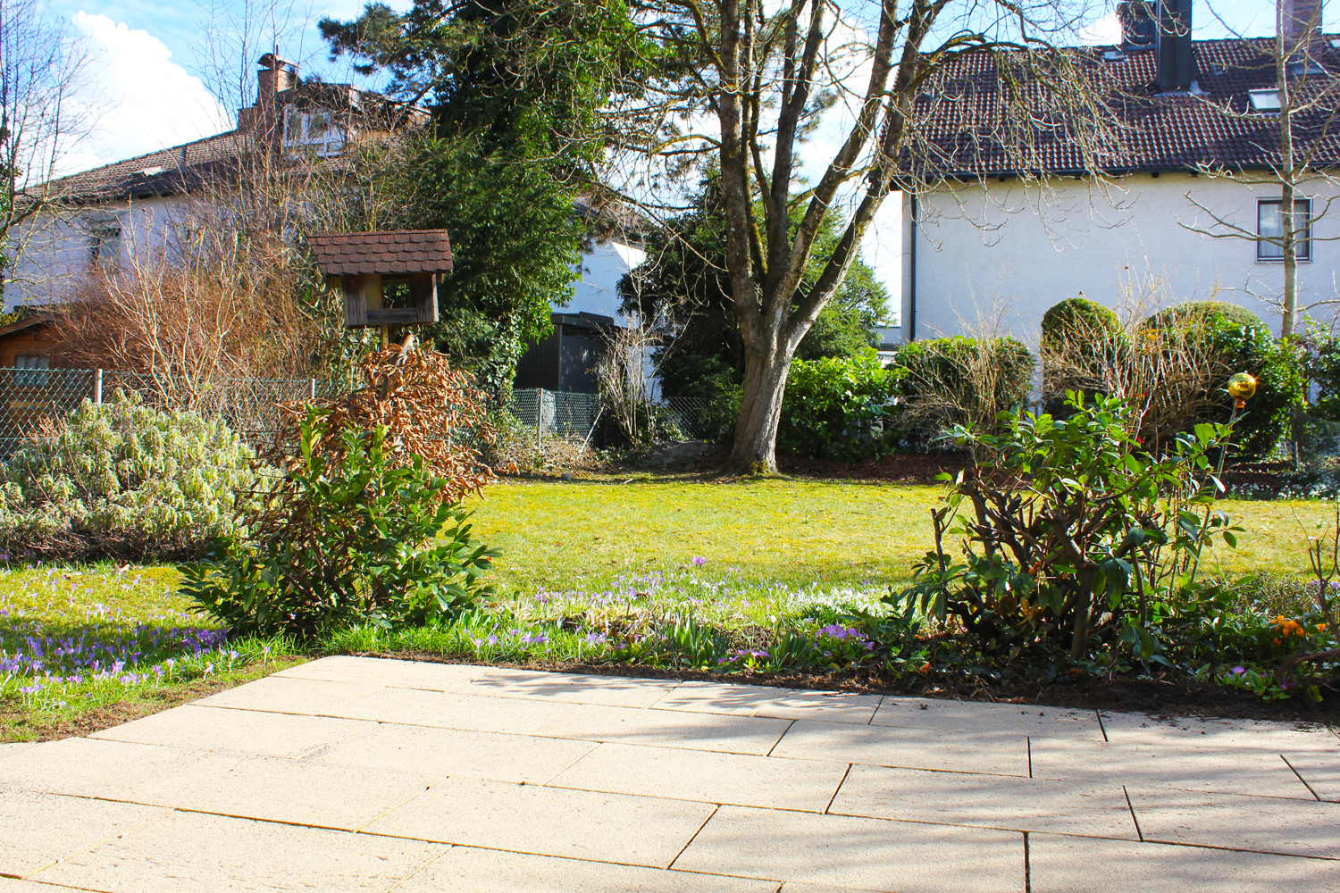 Terrasse mit Gartenblick