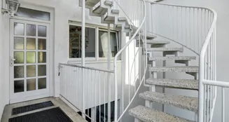 von_poll_real_estate_property_25036016_image_4