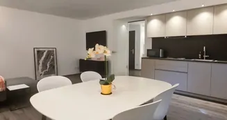 von_poll_real_estate_property_25391007_image_2