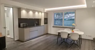 von_poll_real_estate_property_25391007_image_0