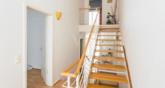 von_poll_real_estate_property_25087014_image_1