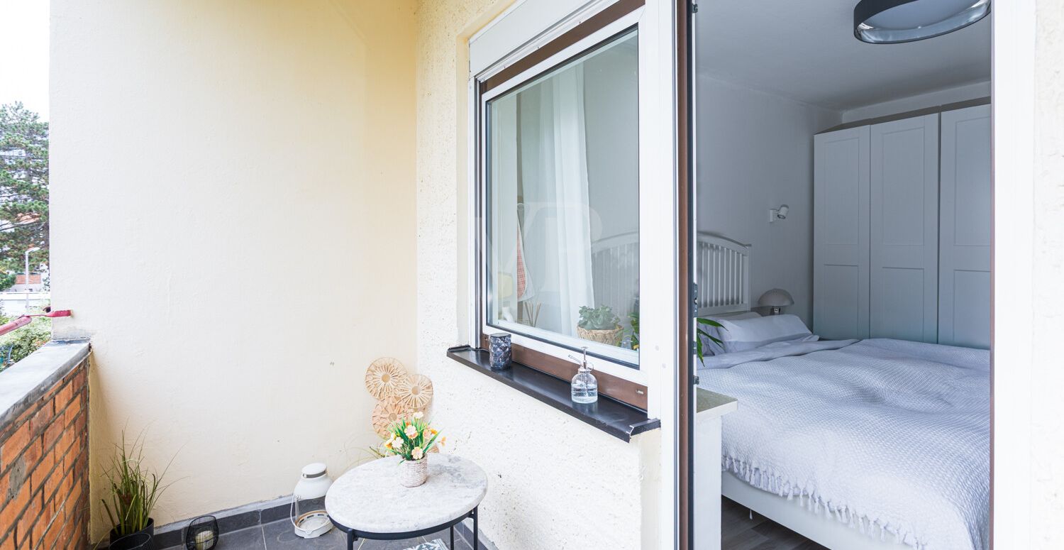 Elternschlafzimmer mit Balkon