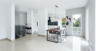 von_poll_real_estate_property_25087022_image_1