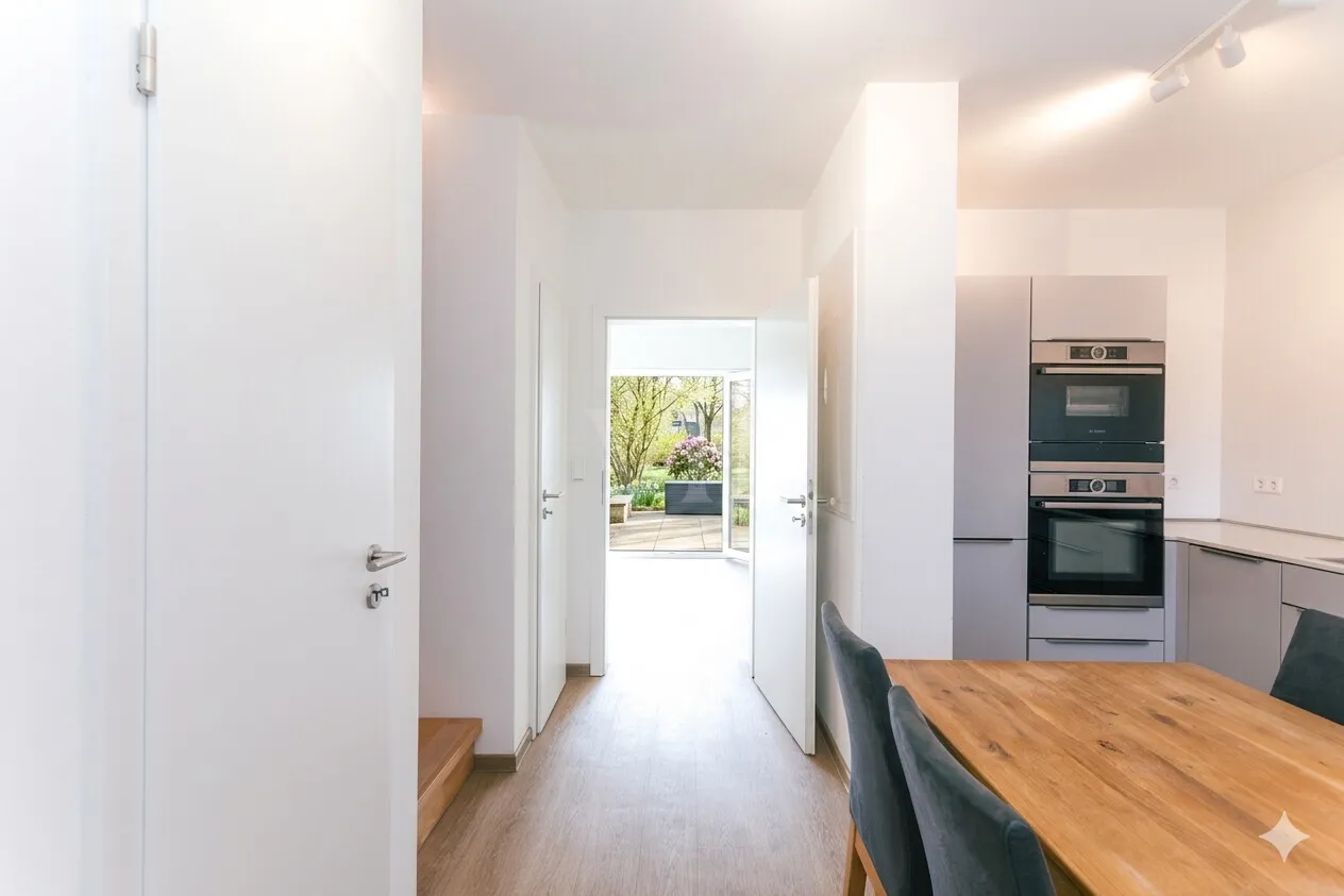 Blick durch das Erdgeschoss - Garten visualisiert