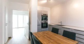 von_poll_real_estate_property_25087031_image_1