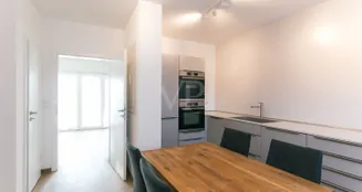 von_poll_real_estate_property_25087031_image_1