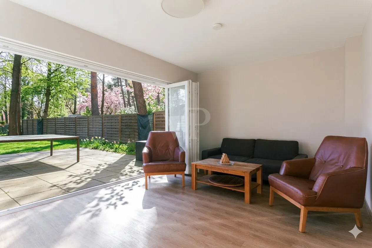 Wohnzimmer mit Terrasse - Garten visualisiert