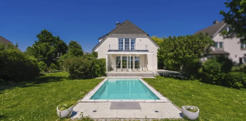 von Poll Immobilien GmbH