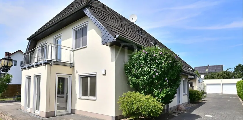 von Poll Immobilien GmbH
