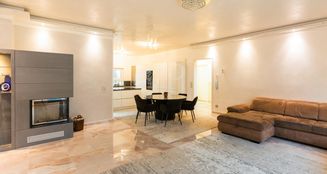 von_poll_real_estate_property_24087044_image_0
